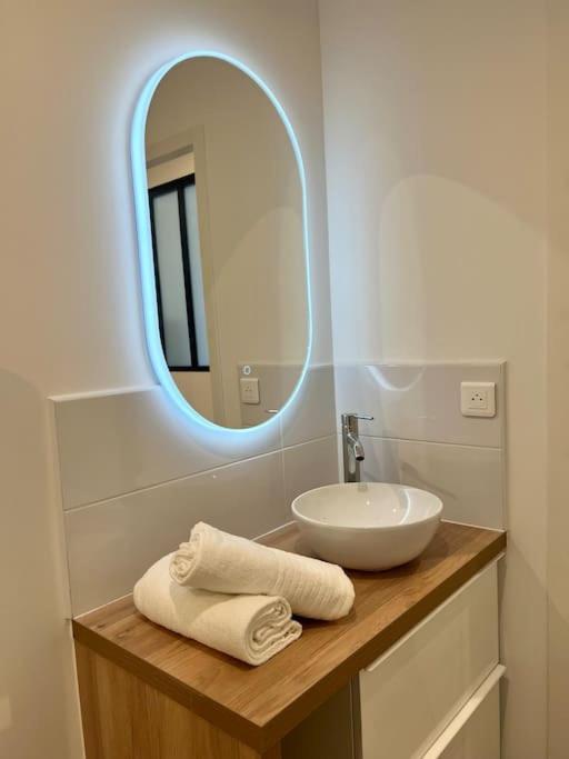 Appartement Montpellier Centre - La Fenetre De L'Ecusson Extérieur photo